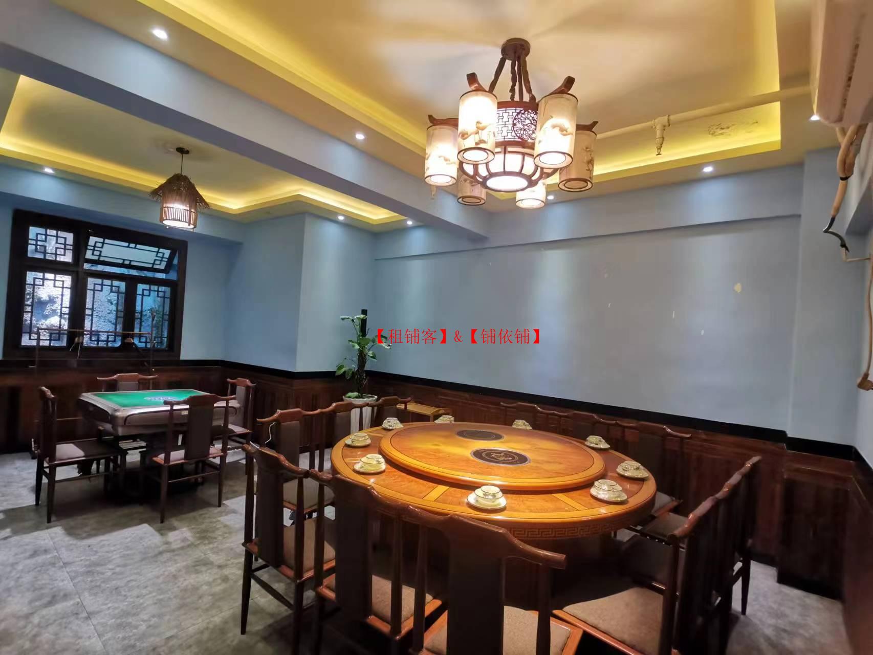观山湖区中铁逸都餐饮店转让，10年老店
